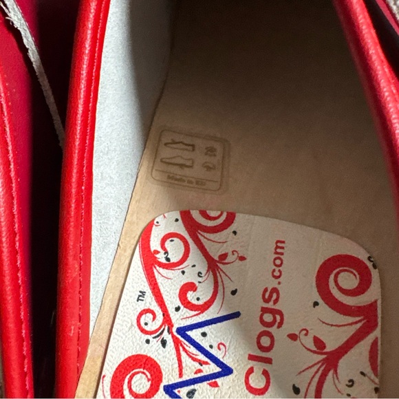 Red Clogs - Picture 12 of 13